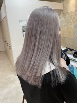 ケンジ 平塚ラスカ店(KENJE) 【里見和樹】ハイトーン/ミルクティー/ブリーチ2回/平塚