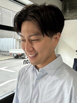 フゾンカウチ(fuzon kauti)&nbsp;メンズカットツーブロックセンターパート韓国風ショートボブ