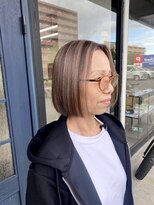 ハウディ(Howdy)&nbsp;白髪いかしたハイライト