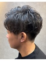 エルクロノス(L.Chronus) ナチュラルパーマ×刈り上げ×さわやかイケメン