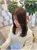 レイヤーカット×グレージュカラー