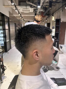 フランクス バーバー ウエストトウキョウ 吉祥寺店(FRANK’S BARBER WEST TOKYO) バーストフェードY