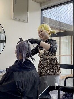 ラキングキョウト(LA KING KYOTO)の写真/トレンド～個性派カラーまで◎抜群のセンスの女性スタイリストによるあなたらしさを引き出すスタイル提案♪