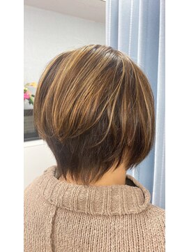 リバーサイドサロン(Riverside Salon) ショートヘア×ハイライト