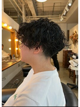 ビハインドザカーテン(BEHIND THE CURTAIN) 【セットが簡単】レディースショート