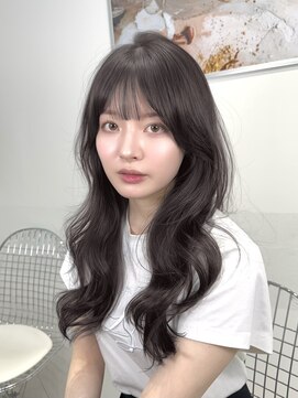 オニキス(ONYX) T219ラベンダーグレージュレイヤーカットロングくびれヘア表参道