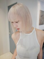 シェノン バイ アランスミシー 表参道(CHAINON by Alan smithee)&nbsp;【nana】ホワイトカラー/ホワイトブロンド/ハイトーンボブ