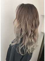 モナン(monan)&nbsp;グラデーションカラーデザインカラーシルバーベージュ狐カラー