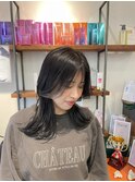 韓国風艶感暗髪レイヤーミディアム