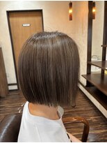 ワサビ 美容室 WASABI 江南店&nbsp;透け感ハイライト切りっぱなしボブ