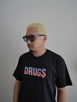 プールサイド(POOLSIDE)&nbsp;金髪ボウズ　ブリーチ　おしゃれボウズ　千代県庁口　千代　吉塚
