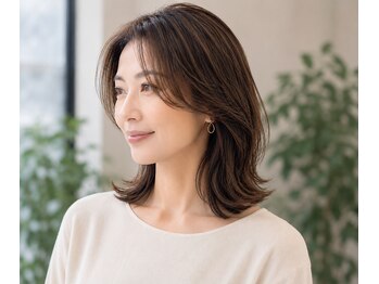 アンティーカ バイ エレノア(Antica by eleanor)の写真/気になる白髪を自然にカバー◎大人女性の魅力を引き出す艶と透明感のある上品なグレイカラーをご提案◎