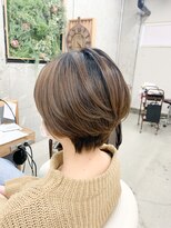 ユッカ エルア 武庫之荘南口(YUCCA elua)&nbsp;【elua 角床】ショートレイヤー