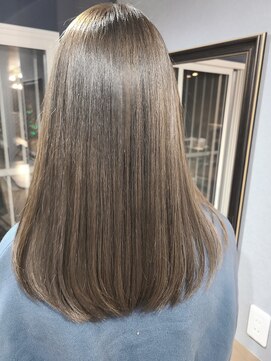 ジラソーレ(girasole) アッシュグレージュ
