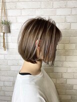 アイズ 本厚木(AIZU) ボブ×ハイライト