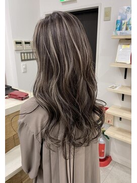 ジゼル(gisele) (稲毛)ぼかしコントラストハイライト