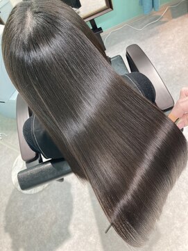 リスタート 表参道 外苑前(Re:start) 髪質改善ヘアエステ/縮毛矯正/ストレート/イメチェン/フェミニン