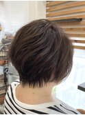 くせ毛を活かしたショートボブ