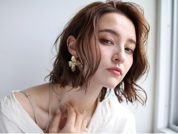 ウプヘアサロンの写真/色持ちの良さとダメージレス施術が自慢！ケアブリーチを使ったハイライト、インナーカラーもお任せ下さい◎