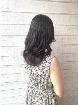 リムアズール 郡山店(Rim Azur) 艶髪ミディアム