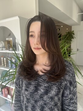 スティロ(stylo) レイヤーカットハイライトショートヘアイルミナカラーオージュア