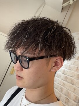 ルートヘアー(Root Hair) 大人なホワイトメッシュ