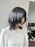 ミディアムヘア暗めカラーデザインカラーフェイスフレーミング