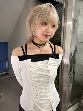 ノラ シンディ(NORA CYNDY) ホワイトブロンド ホワイトベージュ ミルクティーベージュ