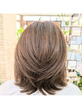 ラルシー(Larucy) ミディアムレイヤー