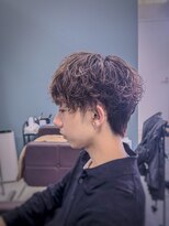 イコール(equal) シャドウパーマ×ラウンドマッシュ
