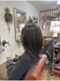 オリーブベージュ