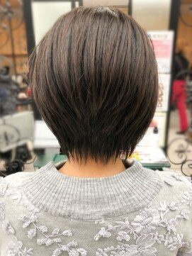 ミーティア バイ クアトロ(Meteor By QUATRO) くびれショートミディ