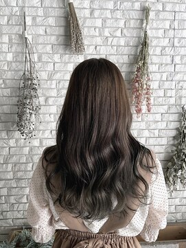 グラフィーサッポロ(Graphy sapporo) 潤艶オリーブベージュ☆