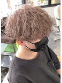波巻きスパイラルパーマ　ブリーチパーマ　ホワイトミルクティー