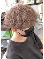 リヴ オオサカ(LIV OSAKA)&nbsp;波巻きスパイラルパーマ　ブリーチパーマ　ホワイトミルクティー