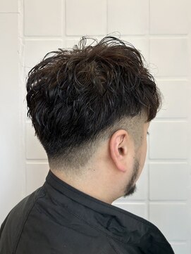 イコール(EquAll) 【ショートマッシュパーマ】