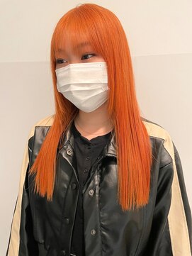 アン(Un) 【心斎橋】【四ツ橋】個性的！オレンジヘアカラー
