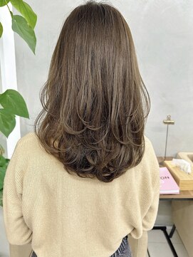 インビテーション(invitation) 【NARUOKA】栄/名古屋/レイヤーカット/ブリーチなしダブルカラー