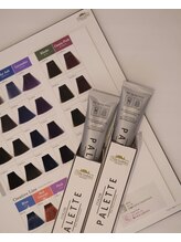 オーガニックな髪色で92%天然由来のヘアカラー