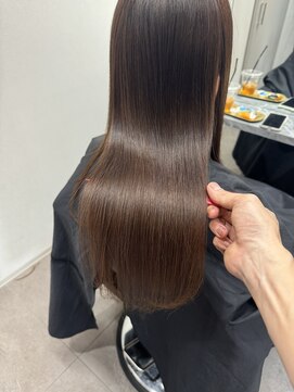 リリー ヘアーアンドビューティー(Lily) うる艶Style