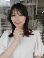 レヴィア(REVIA)&nbsp;おとなレイヤースタイルミディアムくびれ巻き