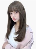 内巻きカール レイヤーカット ぱっつん前髪 アッシュカラー