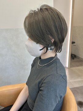 カロン バイ ジーナ 柏の葉キャンパス(Kalon by Zina) マットな質感くびれショート【kalon柏の葉キャンパス  安藤渉】