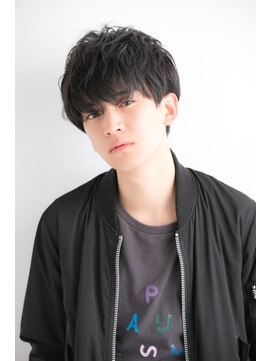 ユーフォリア 渋谷グランデ(Euphoria SHIBUYA GRANDE) 刈り上げ×束感×パーマ×センターパート×ナチュラル