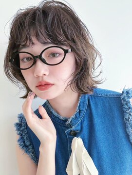 ホフ 大阪心斎橋店(F.O.F) ブリーチグレージュベージュショートボブショートレイヤー学割