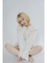 マルコ(marc..) やわらかブロンドのボブ