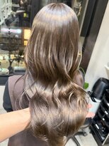 ディーエックス スリー(Dxxxx III)&nbsp;透明感オリーブベージュ