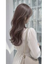ロイロ(LoiLo) ラベンダーベージュで叶える、大人の透明感【UCHI】