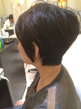 アルティコアナチュール(ALTI COR NATURE) 黒田知永子さん風ショートスタイル/30代40代50代札幌駅美容室