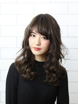 エフ 心斎橋(F a firm faith) 暗髪/小顔補正立体カット/プリカール/フレンチガーリー